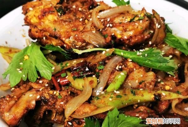 5分钟就能做好的无敌香酥鸡架,简单又好吃