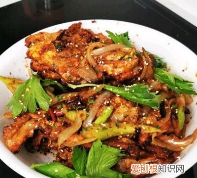 5分钟就能做好的无敌香酥鸡架,简单又好吃