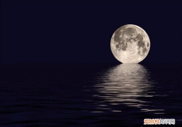 海上明月共潮生的上一句,海上明月共潮生一上一句是什么