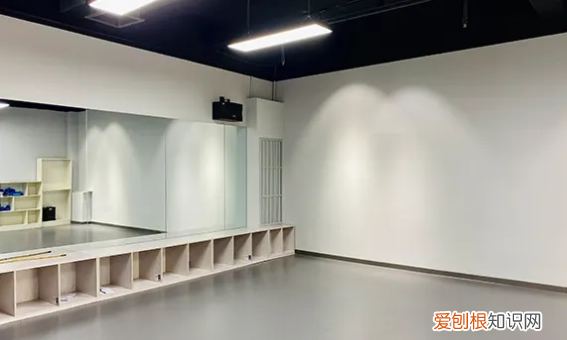 开办艺术培训班需要什么条件，艺术培训学校需要办理什么手续