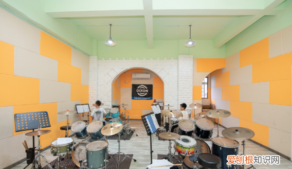 开办艺术培训班需要什么条件，艺术培训学校需要办理什么手续