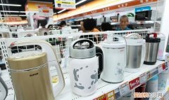 豆浆机能榨果汁么，一般的果汁机能榨豆浆吗