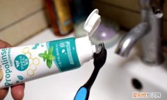 牙膏开盖后可以用多久，云南白药牙膏怎么打开盖子