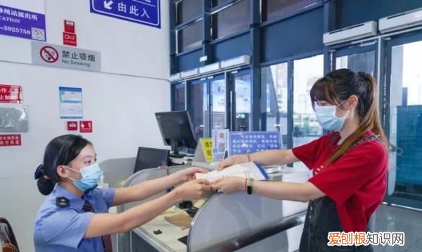 研究生开学买火车票能买学生票吗 2020年学生票怎么买