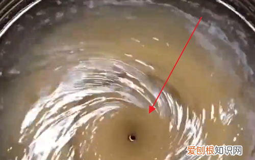 水房的水脏怎么办,家里的水怎么净化,水垢太多了?