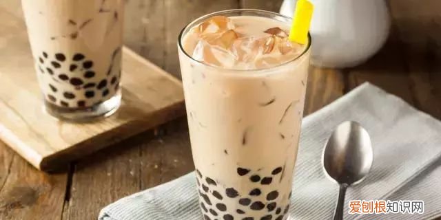 正宗龟苓膏是拿什么做的，正宗龟苓膏是什么做的