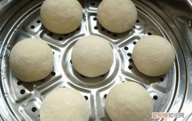 快速发面和放酵母的比例 发面放多少酵母才合适