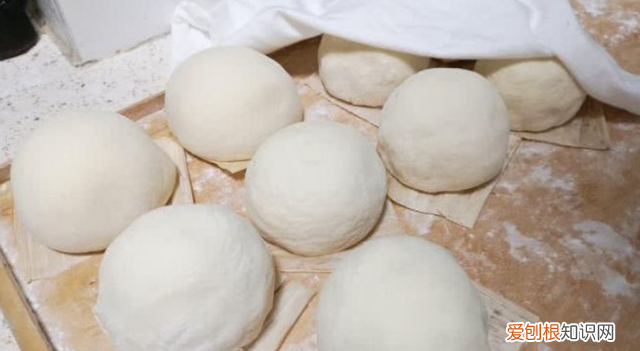 快速发面和放酵母的比例 发面放多少酵母才合适