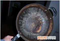 铁锅生锈怎么处理干净，铁锅老生锈怎么处理方法