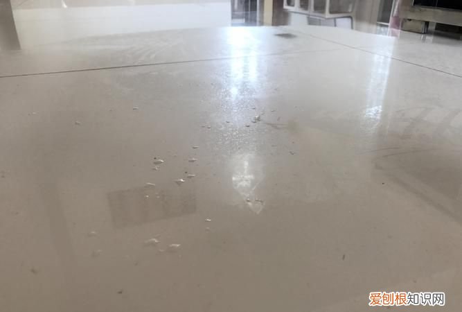 一楼回潮有水怎么办,房屋一楼墙体渗水怎么办