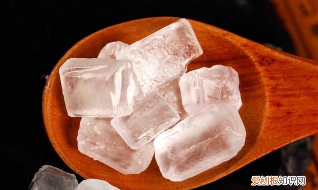 冰糖与白糖的区别大吗,冰糖和普通白糖的区别