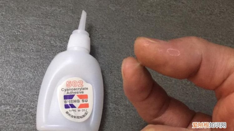 502胶水把手黏住了怎么办用什么