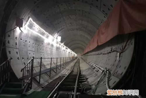 盾构机为什么不能停，南水北调和黄河是怎么交叉的