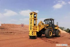 夯实怎么读，夯基垒台、立柱架梁是什么意思怎么读