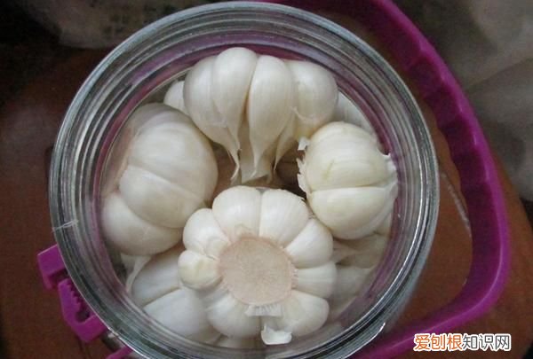 糖醋蒜怎么腌才能又白又脆 糖醋蒜怎么腌制好吃又脆