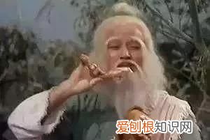 洪七公秘制叫花鸡看着流口水 洪七公最爱的叫花鸡怎么做的