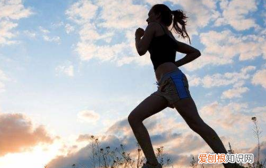 站着耗力还是走路耗力