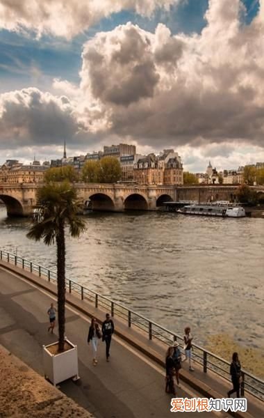 巴尔扎克简介及代表作品 巴尔扎克的作品