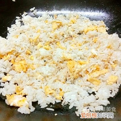 蛋炒饭的做法 蛋炒饭咋做