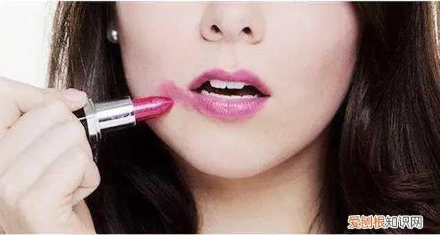 会补妆才是真正的会化妆 如何补妆