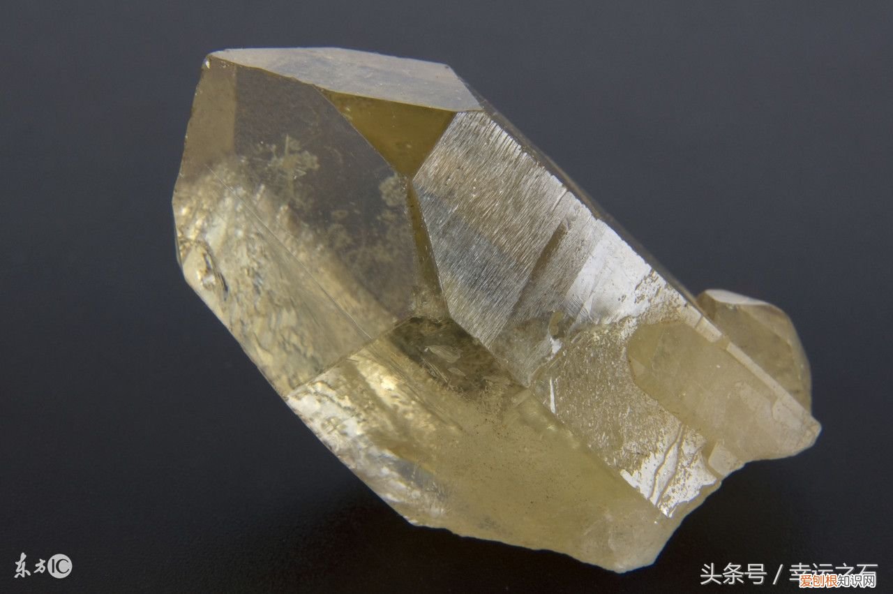 不同水晶的功效！ 各类水晶的灵性及功效和作用！