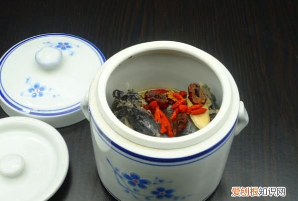 乌鸡汤能不能放盐