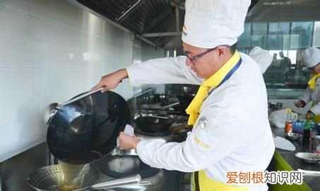 餐创中国 "名驰巴蜀三千里,味压江南十二州"的四川口水鸡