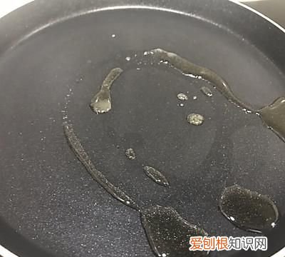 这样做的煎烧巴沙鱼,香浓不失鲜美,一上桌就被抢光