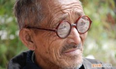 “满招损，谦受益”，村口老人说的话，花了七年才想明白