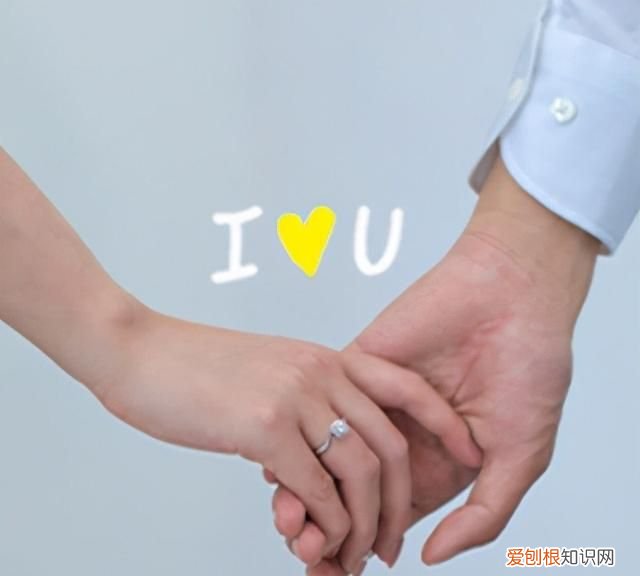 结婚了戒指戴哪个手指男