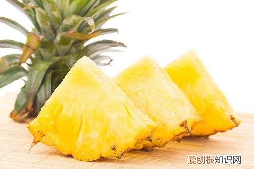 吃菠萝好处多! 吃菠萝的好处
