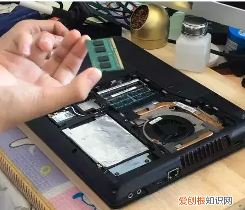 笔记本电脑清灰教程 如何清理笔记本灰尘