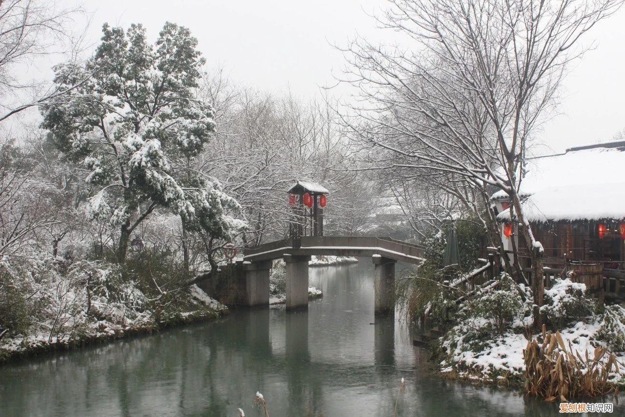 8首咏雪诗词 有关冬雪的诗句