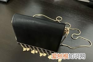 包包链条氧化发黑怎么办，小ck流苏链条氧化变黑怎么办