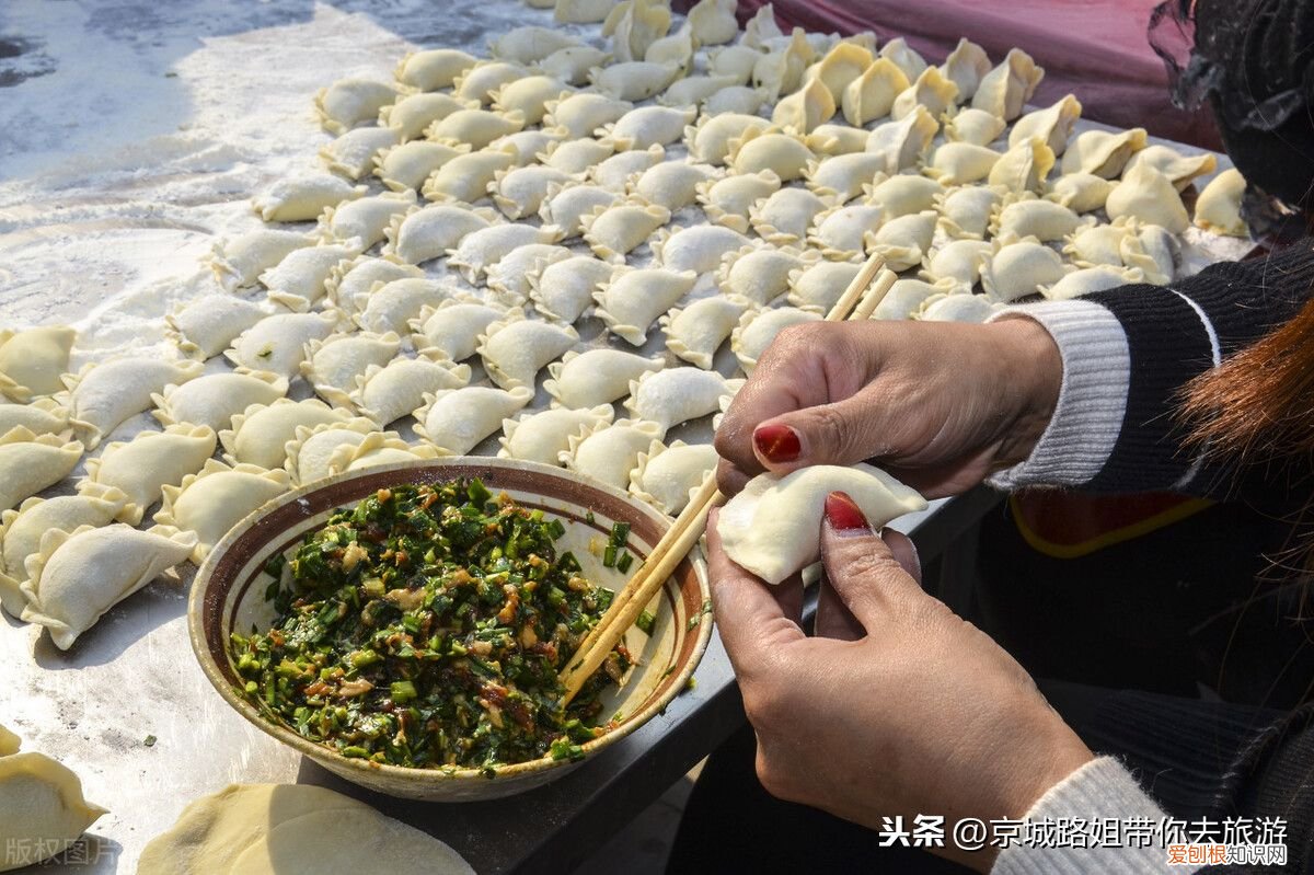 冬至为什么要吃饺子 冬至吃饺子的寓意简洁