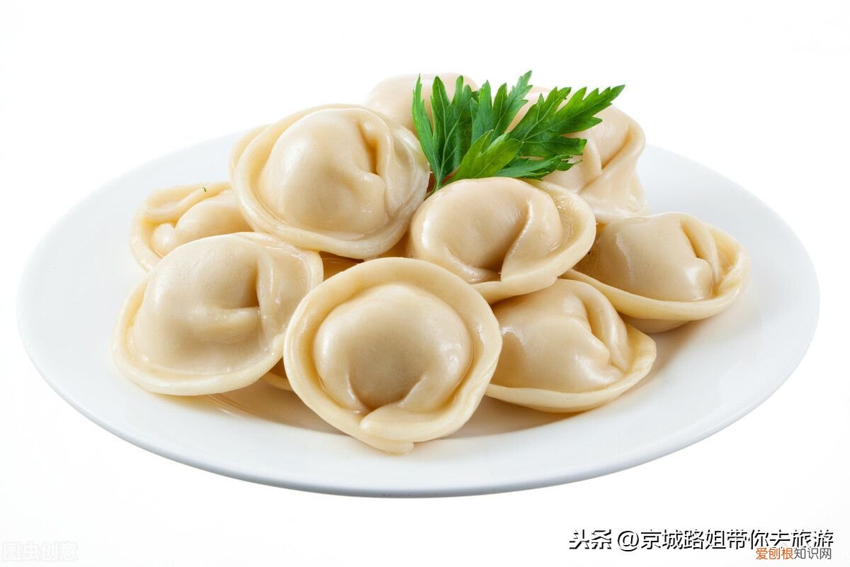 冬至为什么要吃饺子 冬至吃饺子的寓意简洁