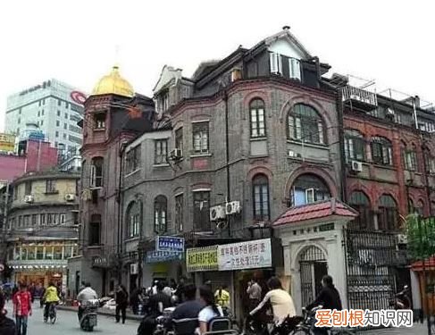 上海必吃——不可错过的9条美食街 上海小吃一条街