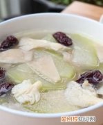 鸽子汤能放冬瓜吗，鸽子汤可以放青菜和平菇