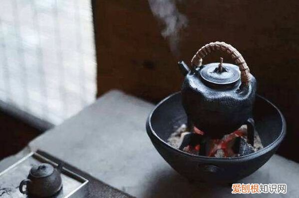在寒夜里读首古诗词 寒夜客来茶当酒