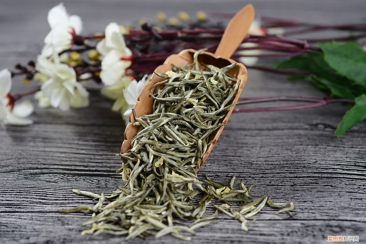 元稹这首写茶的唐诗 宝塔诗茶