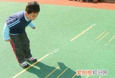 立定跳远技巧,怎样才能把立定跳远跳好