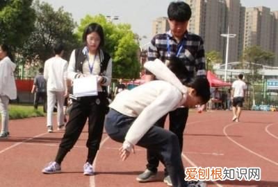 立定跳远技巧,怎样才能把立定跳远跳好