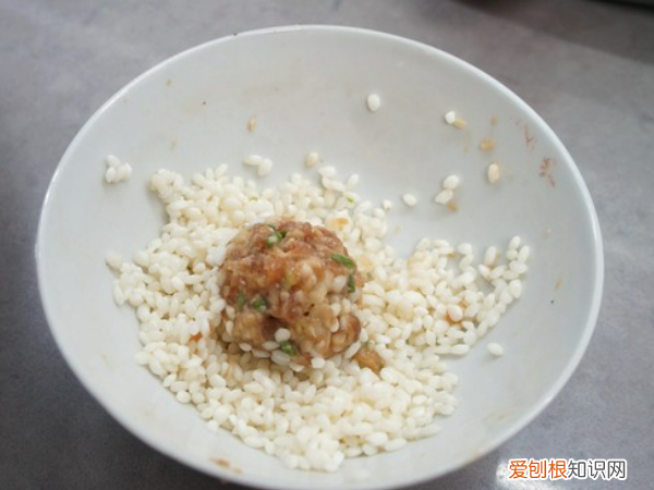 藕丸子是哪里的菜,如何做美味的莲藕丸子