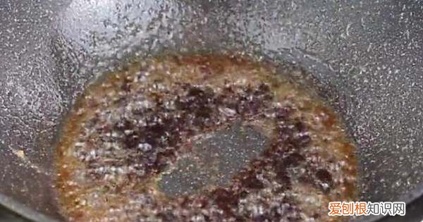 如何做青蒜炒鸡蛋，蒜苗炒鸡蛋的做法