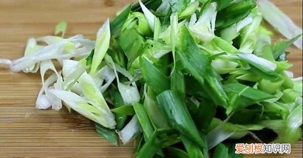 如何做青蒜炒鸡蛋，蒜苗炒鸡蛋的做法