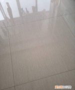 地板怎么拖干净，地板砖怎么拖又干净又亮不粘鞋底