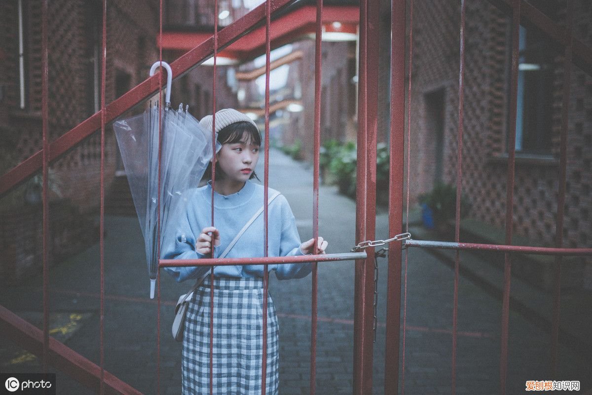 余秀华现代诗歌十首 余秀华最好的十首诗