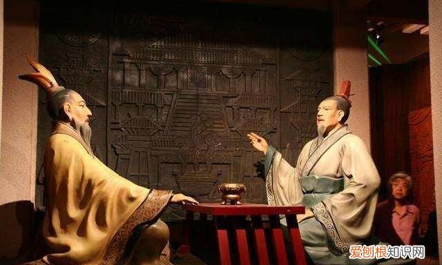 翻手覆云化为雨是杜甫的哪首诗唐代说李林甫