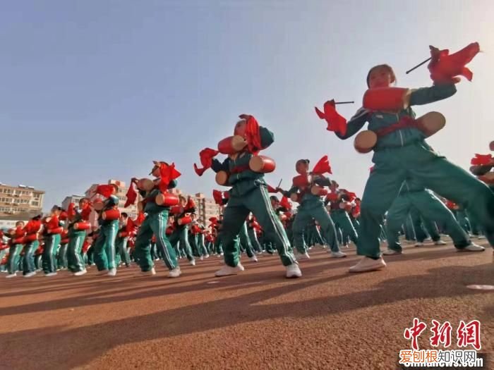 山西翼城万人赛花鼓 翼城花鼓