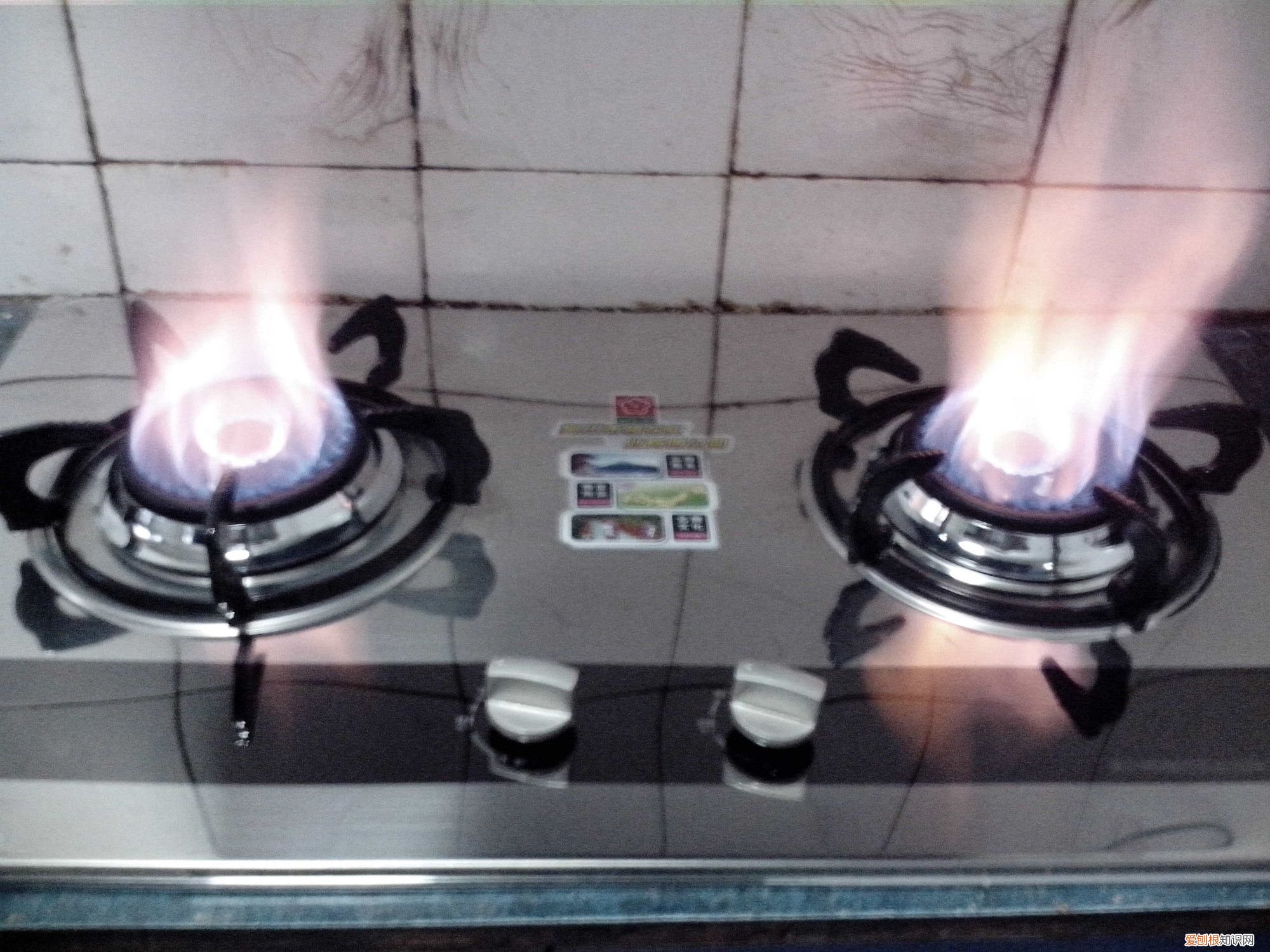 燃气灶总是回火 煤气灶回火